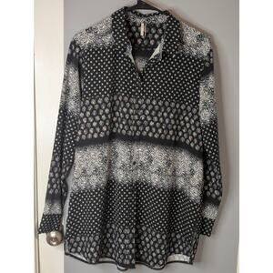 Topshop pattern graphic button up US 8